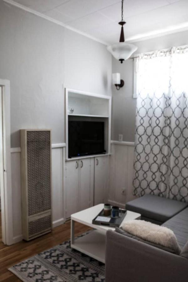 West End Neighborhood Cottage Санта-Роза Экстерьер фото